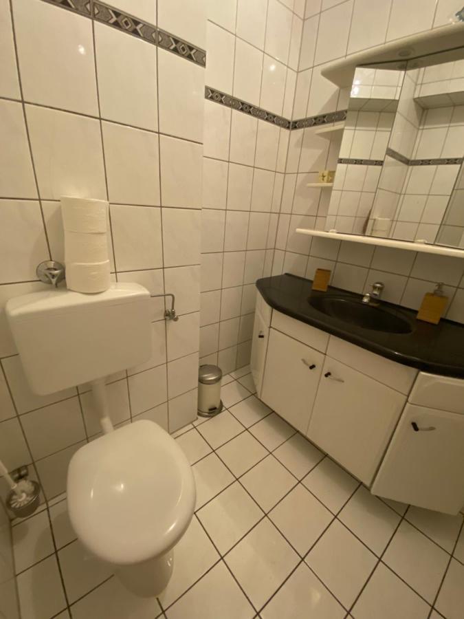 Central Shared Apartment, Friesenplatz Köln Exteriör bild
