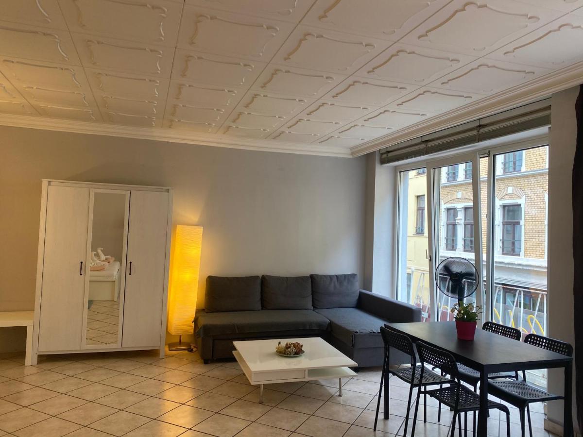 Central Shared Apartment, Friesenplatz Köln Exteriör bild
