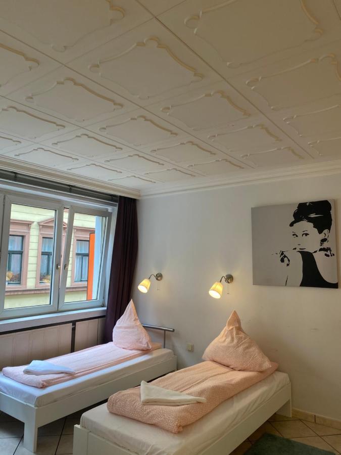 Central Shared Apartment, Friesenplatz Köln Exteriör bild