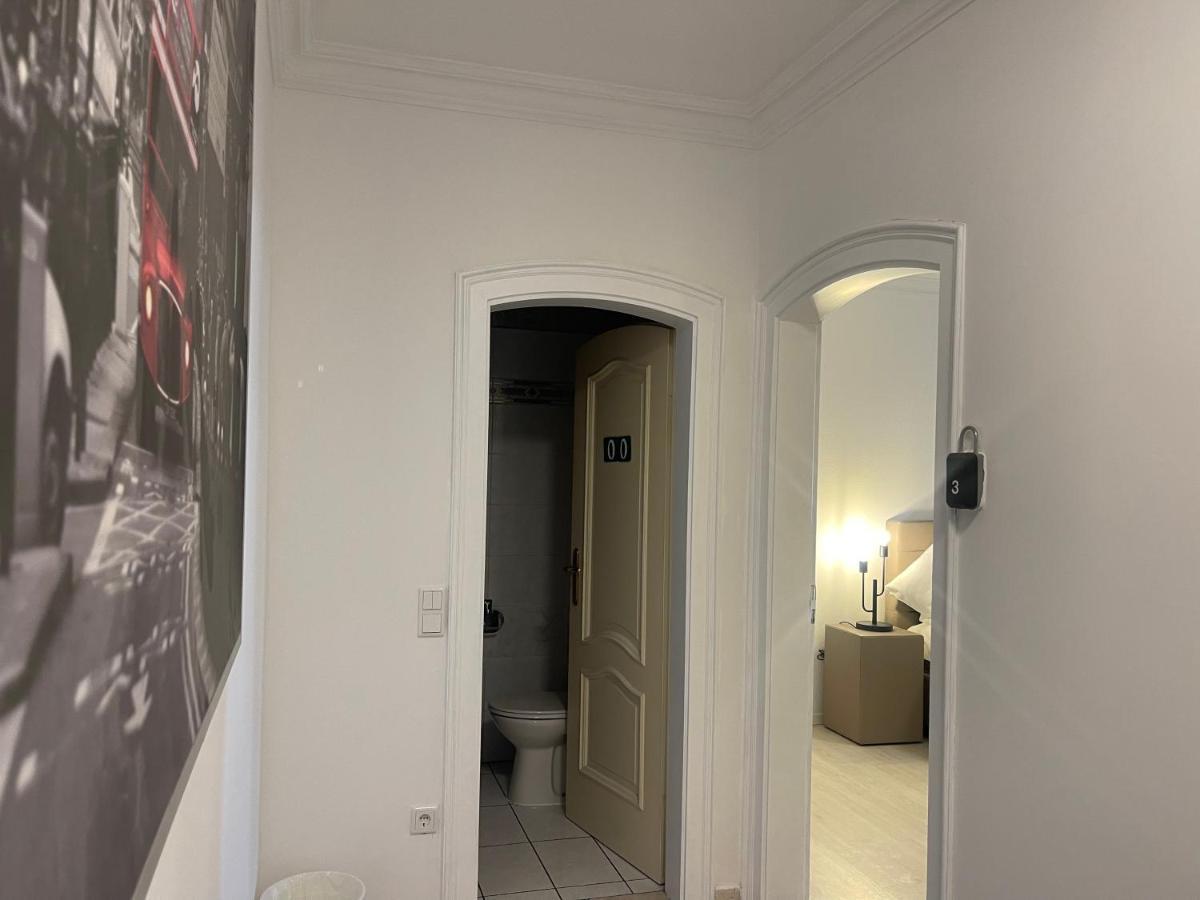 Central Shared Apartment, Friesenplatz Köln Exteriör bild
